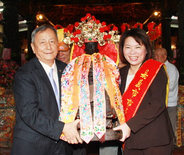 嘉市百年迎城隍在諸羅遶境活動(圖)