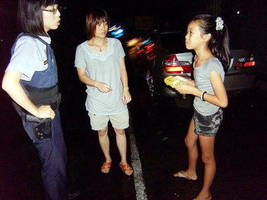 斗六女童半夜找不到父母警助尋母(圖)