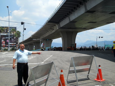 大里區元堤路二段施工  封路造成交通不便(圖)