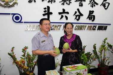 謝淑亞感謝斗六分局護柚專案  圓滿成功(圖)
