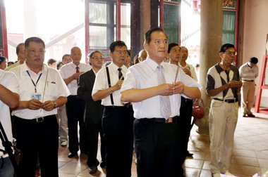 竹市今日在孔廟舉行紀念孔子2561誕辰活動(圖)