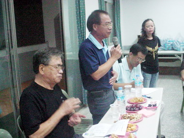 國民黨光榮100專案持續延燒  列車駛開溪頭(圖)