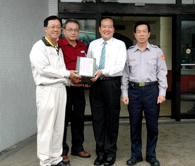 竹市長鼓舞績優員警 精進治安保障市民安全(圖)