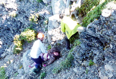 登山客不慎墜崖玉管處：民眾注意安全(圖)