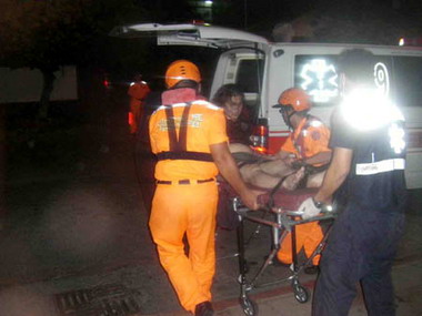 高雄港發生民眾落海‏ 海巡人員即時搶救(圖)