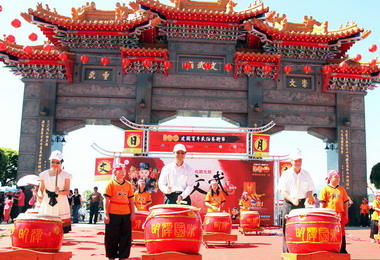 南投宗教文化觀光節正式敲鼓展開(圖)