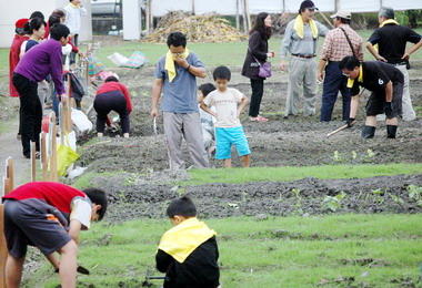 竹市休耕農地開放為開心農場今啟用(圖)