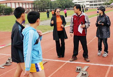 100年度國小田徑錦標賽斗六運動場登場(圖)