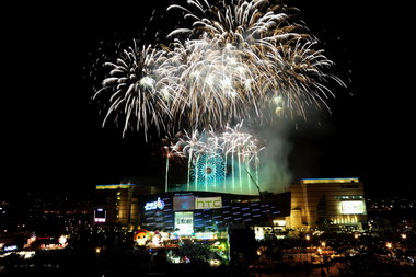 搭遊輪賞跨年煙火秀19日起受理預約(圖)