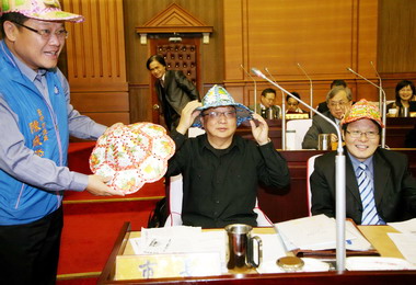 台中議員質疑民眾挾怨報復檢舉違章(圖)