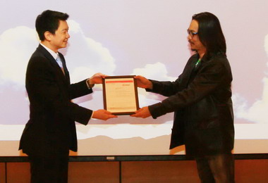 綠陽光電開發薄膜型CIGS太陽能電池獲認證(圖)