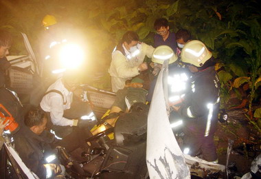 竹山鯉南路發生一死一傷重大車禍(圖)