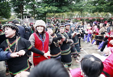 信義聯合祭獵槍祭熱鬧登場(圖)