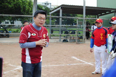 蔡其昌將爭取打造大甲棒壘球運動公園(圖)