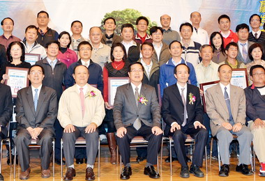 南投縣府辦家長會長座談(圖)