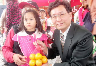 水里農會辦柳澄節促銷活動(圖)