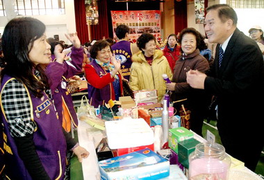 竹市辦關懷獨居老人活動(圖)