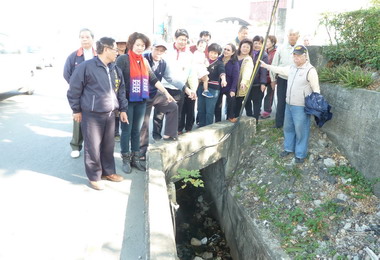 台中議員為危險路口請命改善(圖)