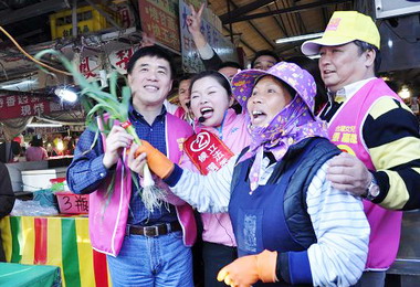 藍軍超級戰將 力挺雲林女兒張嘉郡(圖)