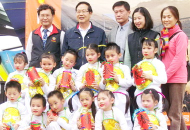 南投表揚績優環保清潔人員(圖)