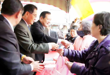 竹市農龍情意年貨大街熱鬧登場(圖)