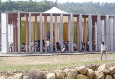 埔里紙教堂有著莊嚴與神聖氛圍(圖)