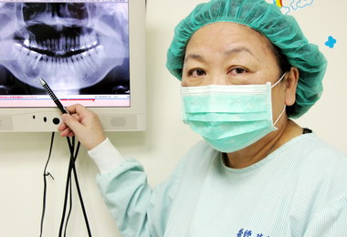 台中齒源性膿瘍引發顏面蜂窩性組織炎(圖)