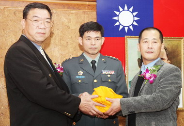 魚池後備軍人輔導中心新舊任主任交接(圖)