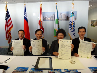 高雄港務局與邁阿密港締結姐妹港(圖)