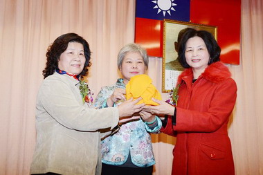 青溪婦聯會及後備交接(圖)