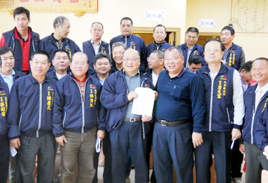 胡志強與里長會面磋商興建新行政中心(圖)