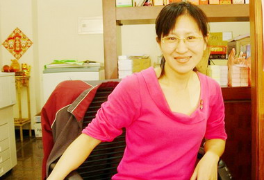 竹山薪承印刷老闆邱麗文牽姻緣最行(圖)