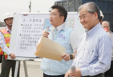 立委向交通部長要求西濱全線高架化(圖)