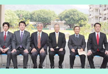 台中日兵庫縣議長拜訪健民國小(圖)