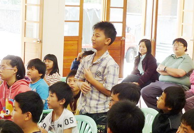 清明時節團圓祭祖小心火燭(圖)