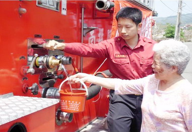 清明掃墓防範山林火災(圖)