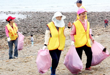 苗栗辦理淨灘淨山淨溪活動維護環境整潔(圖)
