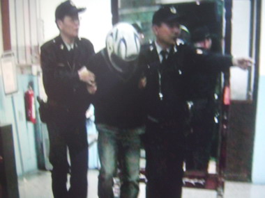 3月初假車禍真搶劫  草屯警方逮捕犯嫌歸案(圖)