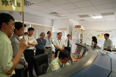 高雄捷運年度定期檢查，財務虧損(圖)