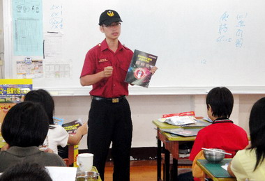 雙冬消防隊實施液化石油氣供氣契約宣導(圖)