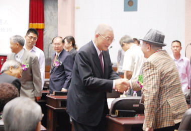 省議員回娘家熱鬧溫馨(圖)