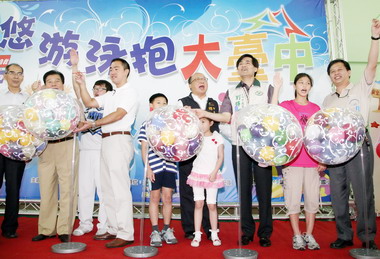 台中六月起補助學生泳池入門費半數費用(圖)