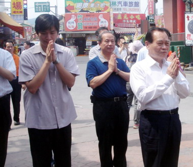 法務部長曾勇夫至竹山探訪(圖)