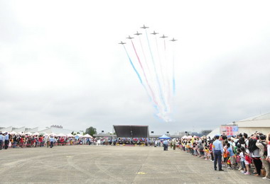 竹市空軍機聯隊辦全民國防教育活動(圖)