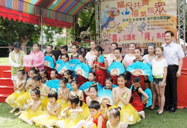 竹市辦資源回收愛心園遊會(圖)