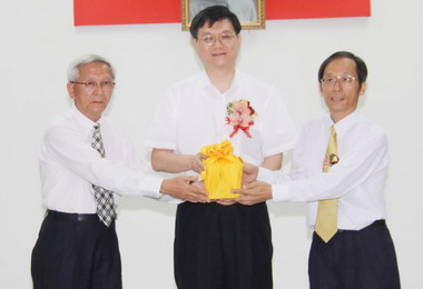 經濟部加工處新任處長黃文谷就職視事(圖)