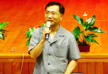 出席誠信研習營蔡炳坤：秉持誠信很重要(圖)