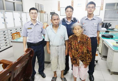 智障男流浪異鄉斗六警助返家(圖)