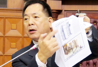 台中體育設備補助經費往外推引議員質疑(圖)