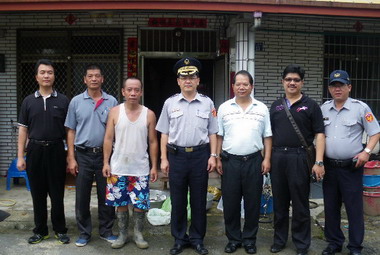 竹山警分局關懷蘇拉颱風受災戶(圖)